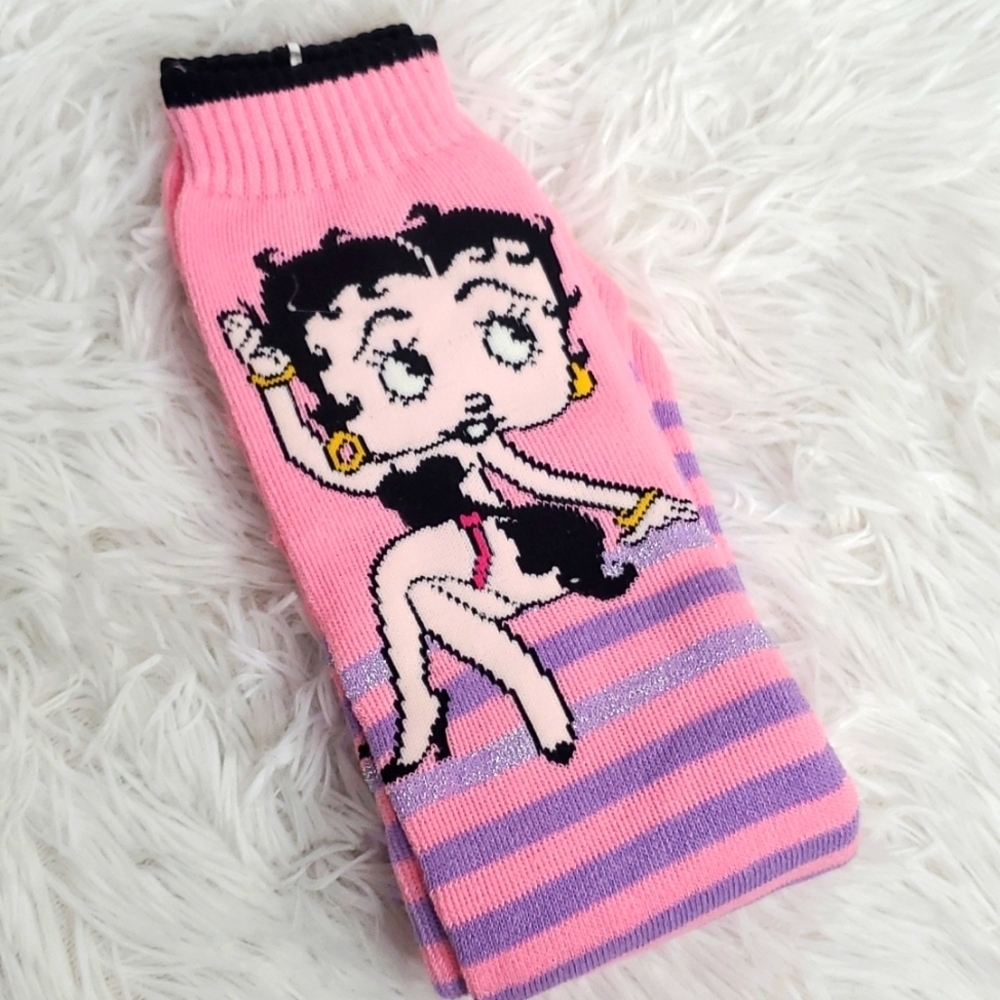 BUNDLE | FUZZY SOCKS